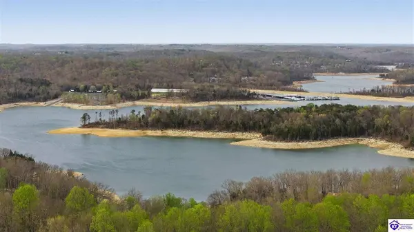 21 & 22 Cedar Point Road, Bee Spring, KY 42207