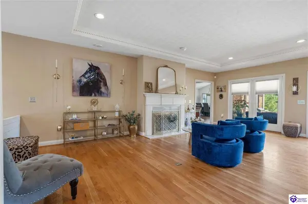 557 St Andrews Drive, Vine Grove, KY 40175