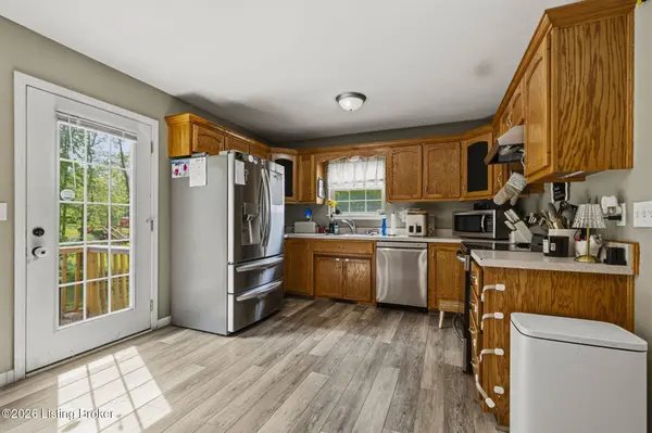 211 Southern Lake Dr, Elizabethtown, KY 42701
