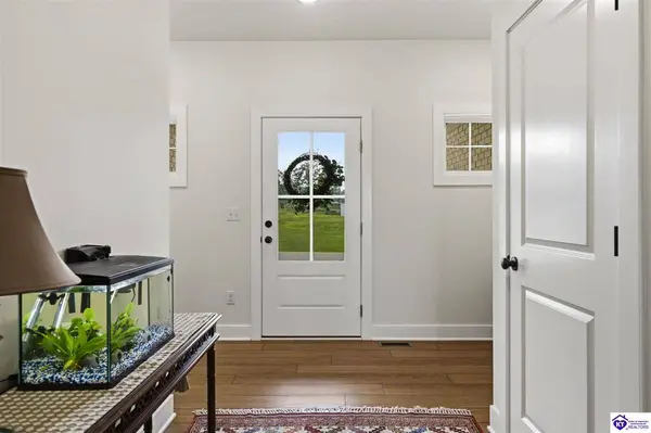 305 Ashwood Avenue, Elizabethtown, KY 42701