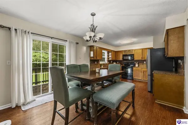 110 Peaceful Valley Road, Vine Grove, KY 40175
