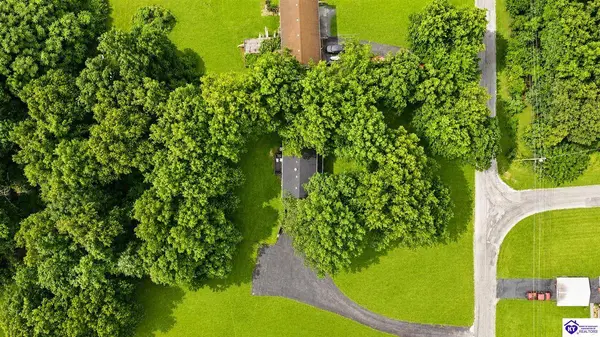 110 Peaceful Valley Road, Vine Grove, KY 40175
