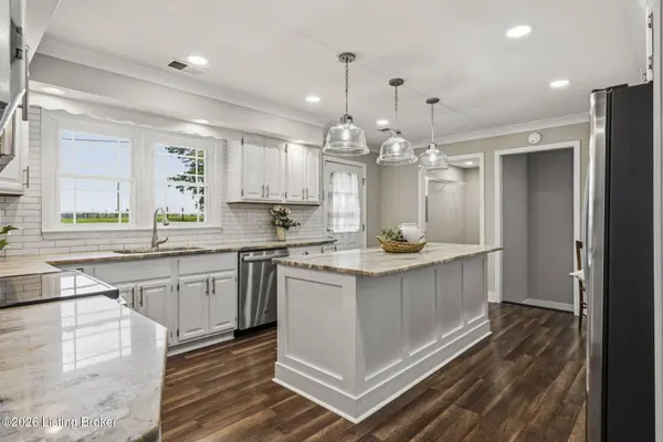 6311 Big Spring Rd, Vine Grove, KY 40175