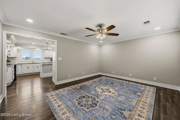 6311 Big Spring Rd, Vine Grove, KY 40175