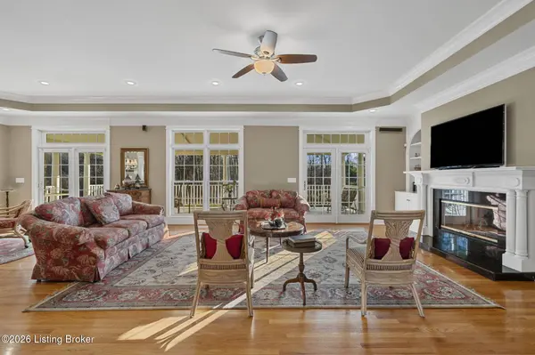 803 Foxfire Rd, Elizabethtown, KY 42701