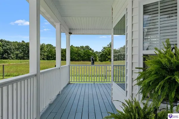 1225 North Grandview Church Road, Cecilia, KY 42724