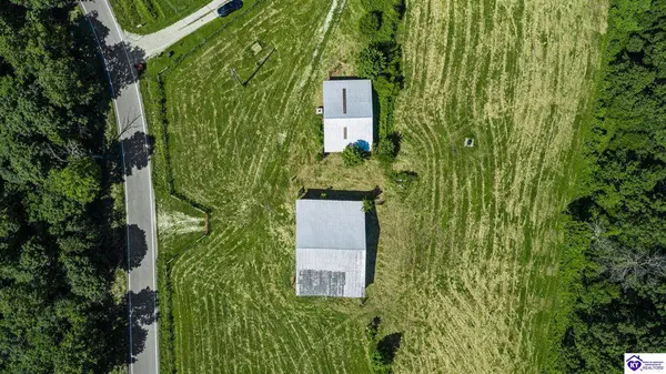 1225 N Grandview Church Road, Cecilia, KY 42724