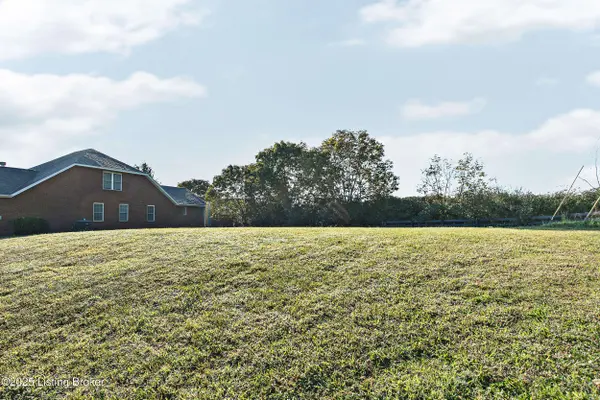 700 Abbeywood Rd, Elizabethtown, KY 42701