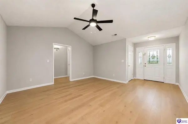 204 Applewood Lane, Elizabethtown, KY 42701