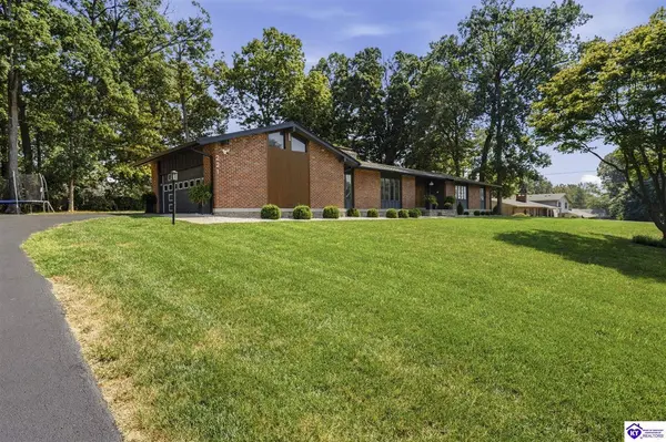 221 Cherokee Boulevard, Elizabethtown, KY 42701