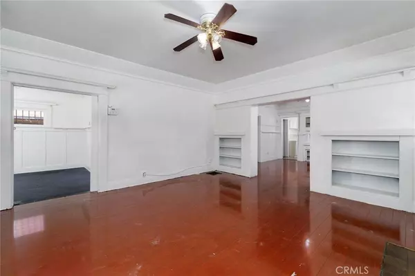 1201 W 47th ST, Los Angeles, CA 90037