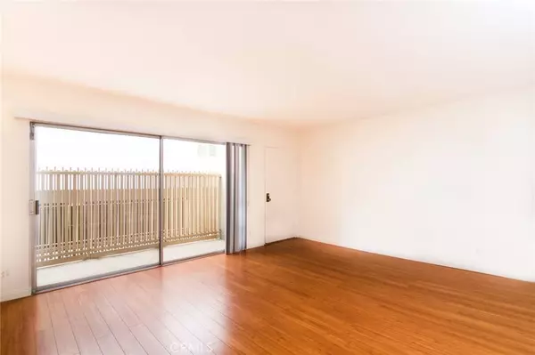 1122 W 9th #4, Santa Monica, CA 91766