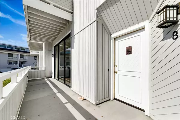 8 Ima Loa CT, Newport Beach, CA 92663