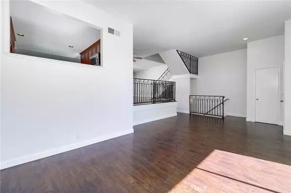 8 Ima Loa CT, Newport Beach, CA 92663