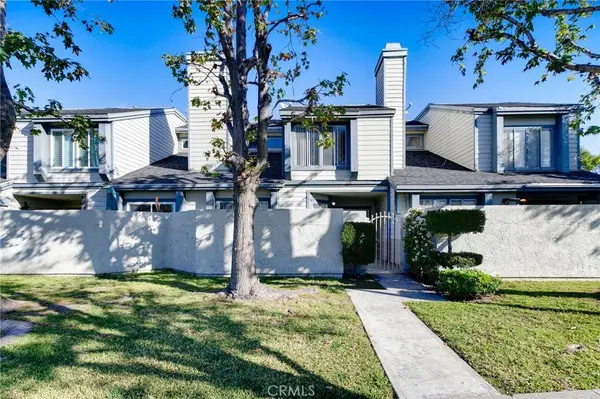 9013 Buckles ST, Downey, CA 90241