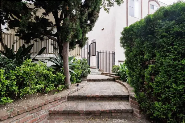 1122 9th Street #2, Santa Monica, CA 90403