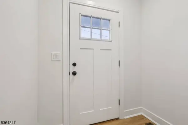 60 Church St, Millburn Twp., NJ 07041