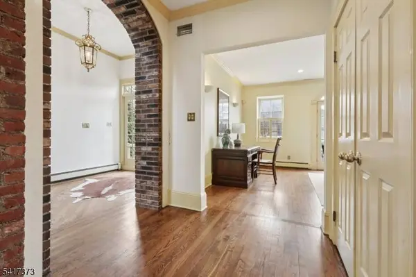 167 Hobart Ave, Millburn Twp., NJ 07078