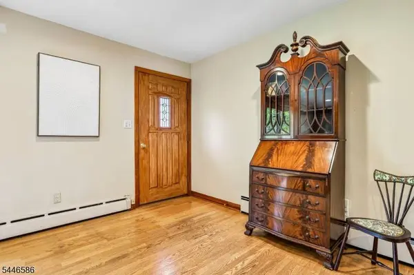 30 Ferndale Rd, Madison Boro, NJ 07940