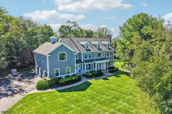 5 Chesterfield Dr