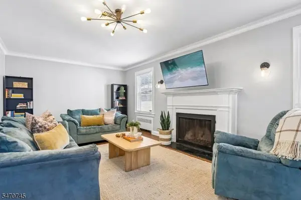 516 Twin Oaks Rd, Union Twp., NJ 07083