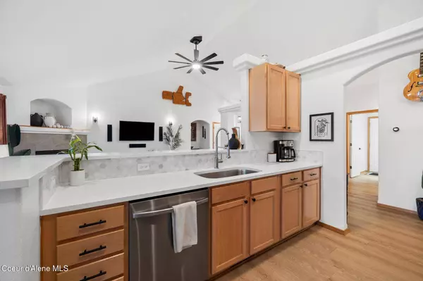 2645 W Bolivar Ave, Coeur d'Alene, ID 83815