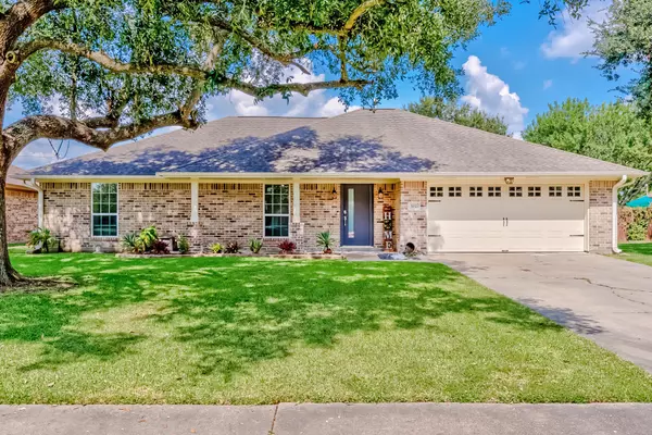 502 Cheryl Ct, Port Neches, TX 77651-4423