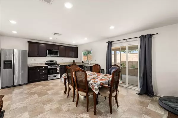 7370 Sleepy Creek AVE, Fontana, CA 92336