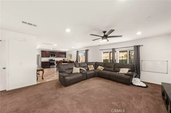 7370 Sleepy Creek AVE, Fontana, CA 92336