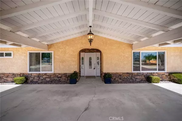 19082 Tecumseh RD, Apple Valley, CA 92307