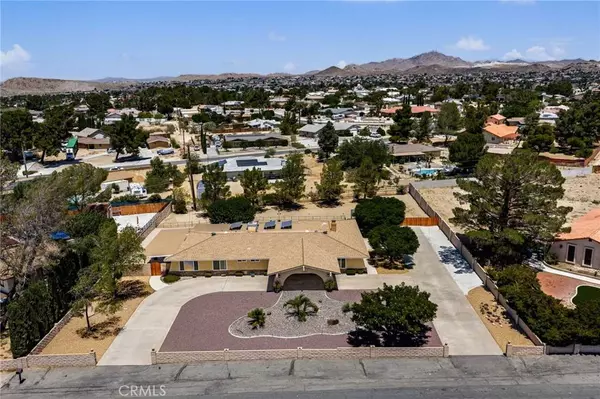 19082 Tecumseh RD, Apple Valley, CA 92307