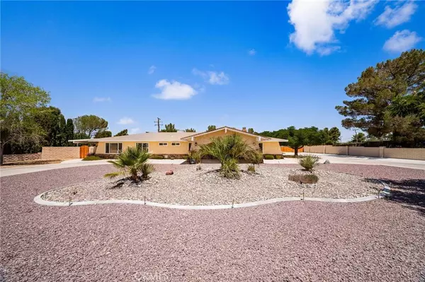 19082 Tecumseh RD, Apple Valley, CA 92307