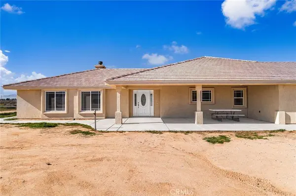 15088 Mesquite RD, Apple Valley, CA 92307