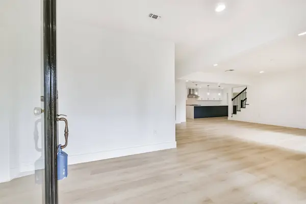 18610 Martinique DR, Houston, TX 77058