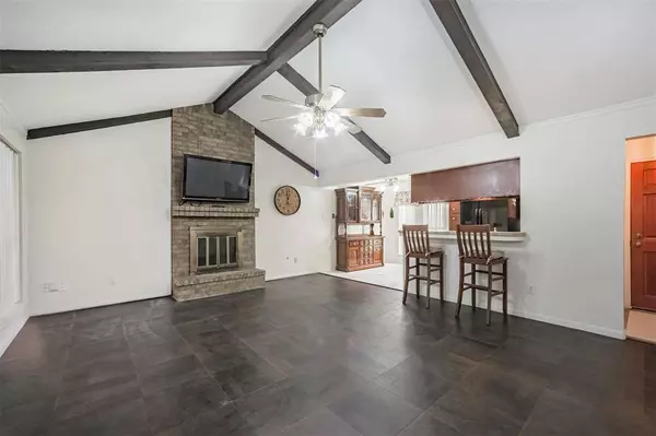 4310 Fairhill ST, Pasadena, TX 77505