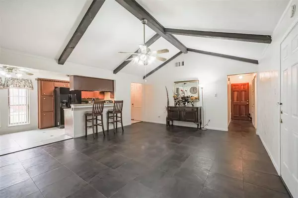 4310 Fairhill ST, Pasadena, TX 77505