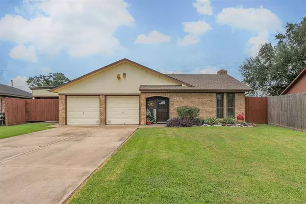 4310 Fairhill ST, Pasadena, TX 77505