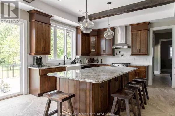 48 BLOOMINGTON WAY, Chatham, ON N7L0H2