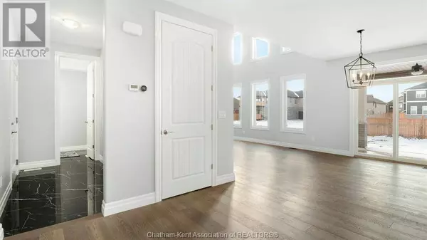 48 BLOOMINGTON WAY, Chatham, ON N7L0H2