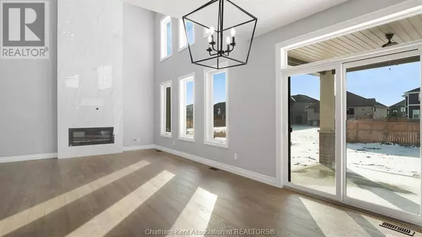 48 BLOOMINGTON WAY, Chatham, ON N7L0H2