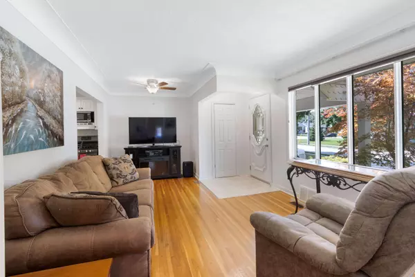 33 Meadowlea Rd, Chatham-kent, ON N7M 5C3