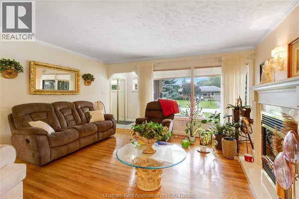 41 MAPLE STREET, Chatham, ON N7L2E5