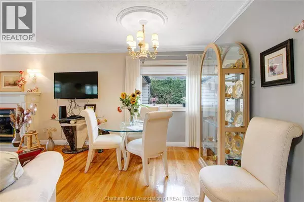 41 MAPLE STREET, Chatham, ON N7L2E5