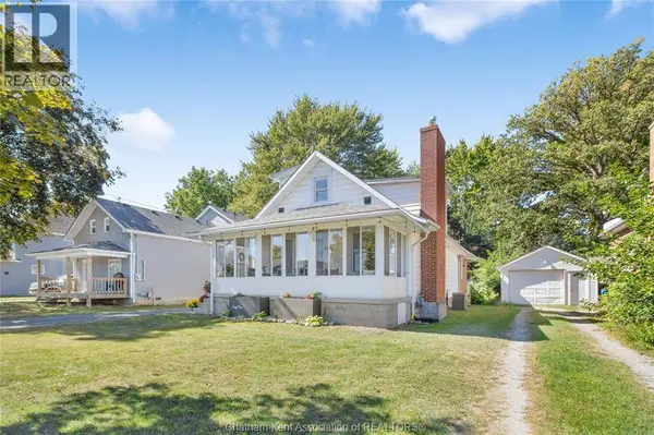61 UNIVERSITY AVENUE, Wallaceburg, ON N8A3Z7