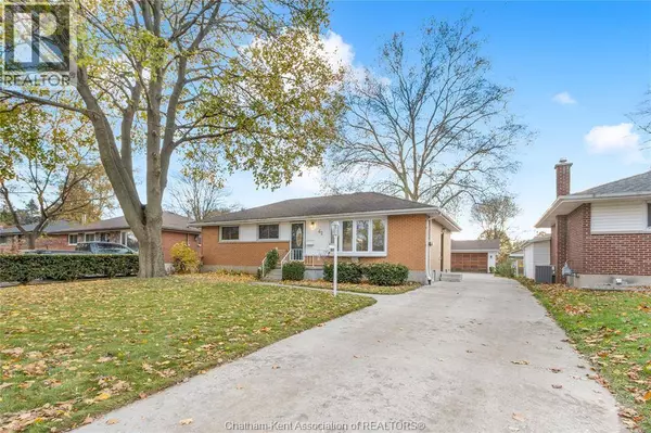 42 LINCOLN ROAD, Chatham, ON N7M4Y7