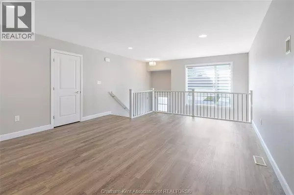 203 MOONSTONE CRESCENT, Chatham, ON N7M0S1