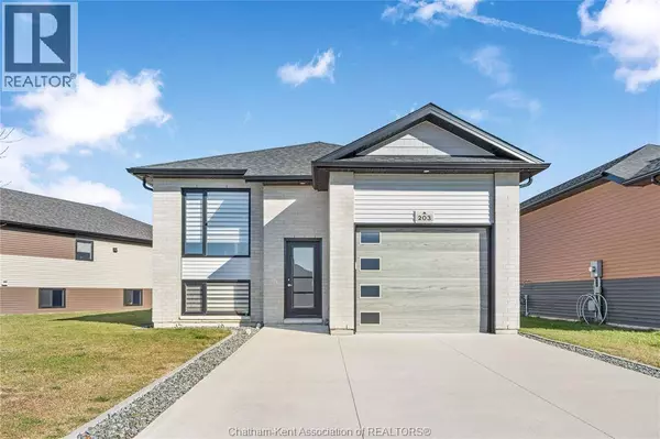 203 MOONSTONE CRESCENT, Chatham, ON N7M0S1