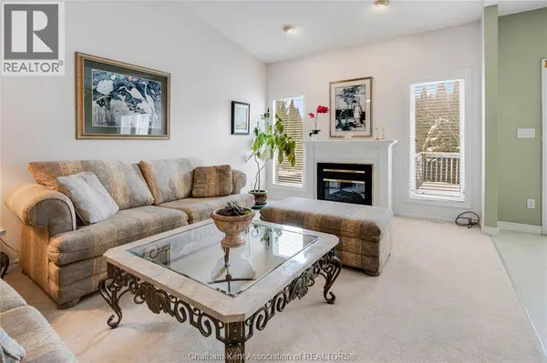 15 HOME PLACE, Chatham, ON N7L5P4