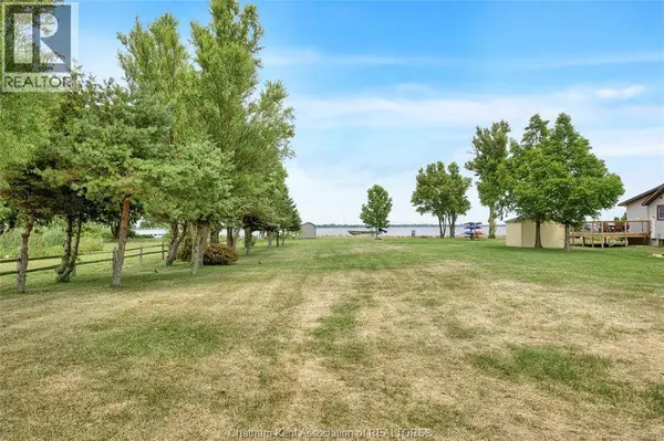 100 ROSS LANE, Erieau, ON N0P1N0