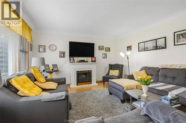 410 MCNAUGHTON AVENUE East, Chatham, ON N7L2G9